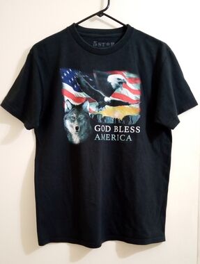 GUC Men's Wolf Eagle God Bless America T-shirt